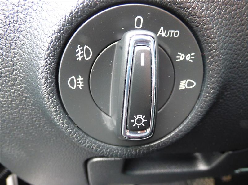 Škoda Superb 2,0 TDI DSG CRYSTAL LIGHT  Sty - fotka 34 z 78