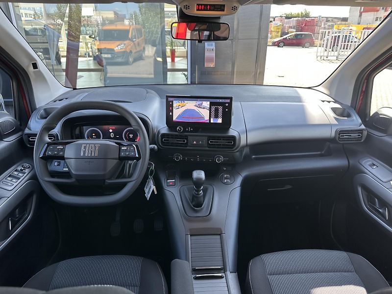 Fiat Qubo L (2026) Maxi - Icon 1,5 130k MT6-7míst - fotka 18 z 20