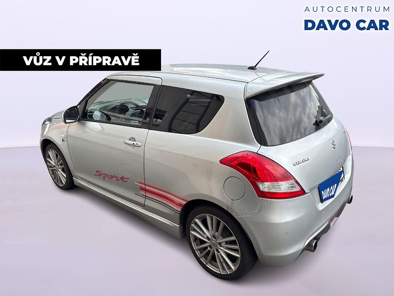 Suzuki Swift 1,6 VVT 100kW Sport - fotka 2 z 12