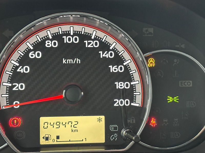 Mitsubishi Space Star 1.2 MIVEC 59kW - fotka 15 z 25