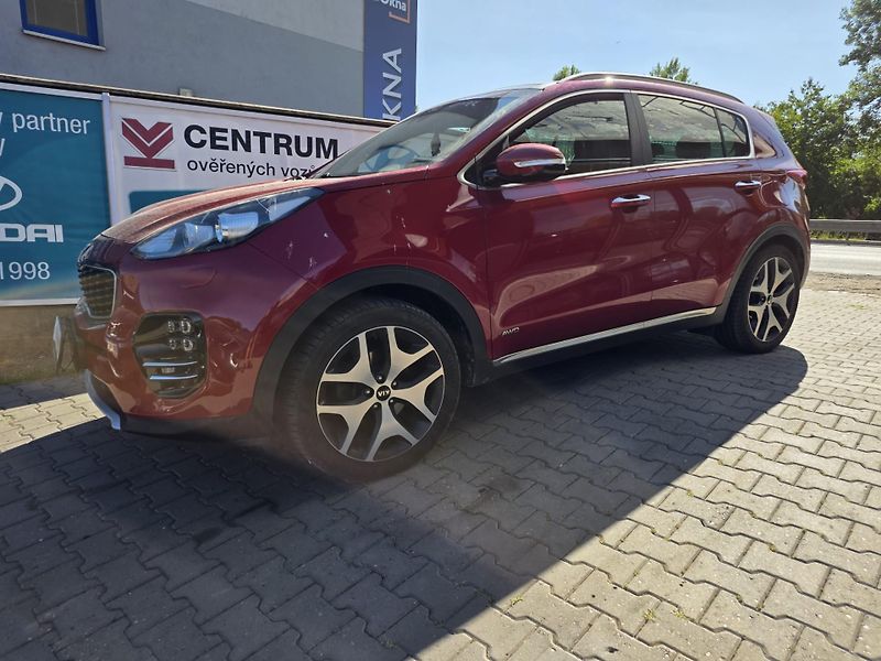 Kia Sportage 2.0-GT-line-4x4-TAŽNÉ - fotka 10 z 11
