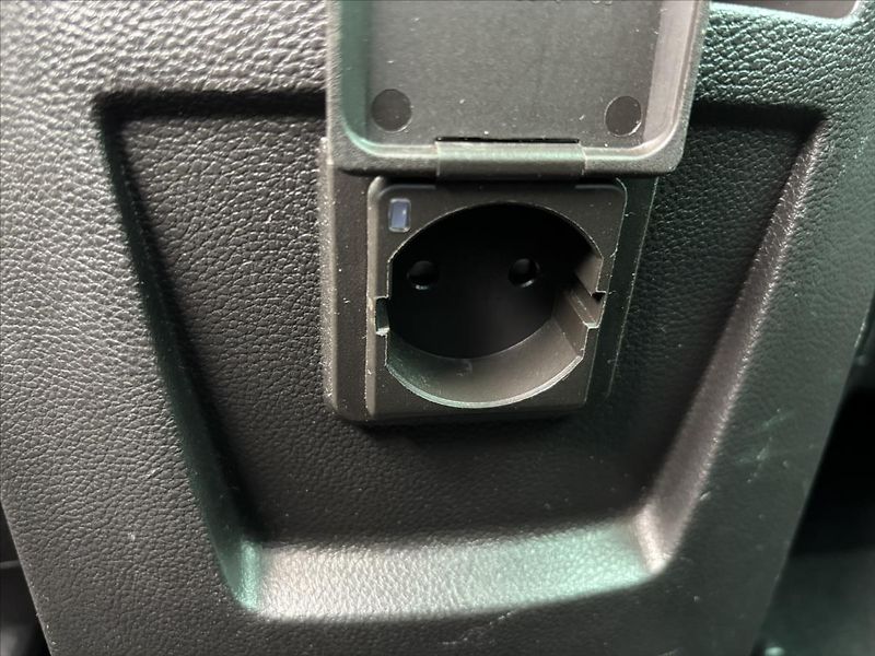 Opel Insignia 2,0 CDTi 125kW 4x4 NAVI KAMERA - fotka 13 z 44