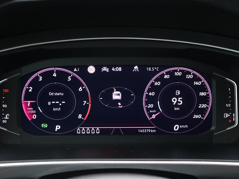 Volkswagen Tiguan Allspace 2,0 TSI 4x4 DSG R-Line 7-Míst - fotka 20 z 38