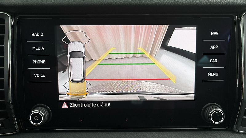 Škoda Kodiaq 2.0 TDI DSG 4x4 Style - fotka 12 z 31