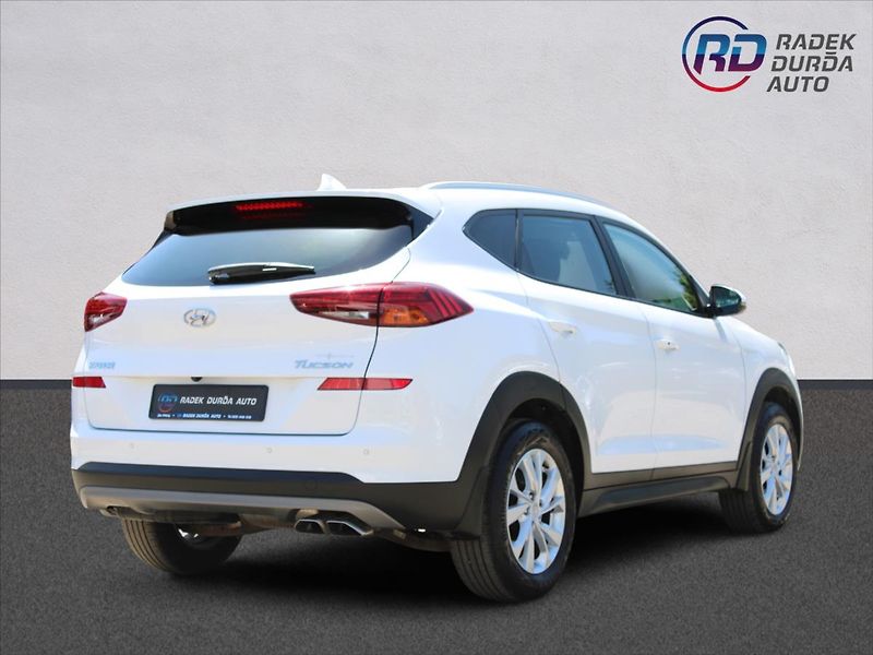 Hyundai Tucson 1,6 CRDi  ČR,1MAJ,AT,ADVENTURE - fotka 5 z 36