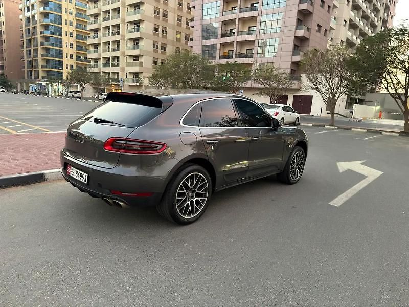 Porsche Macan (2016) Sportovně laděné SUV - fotka 5 z 12