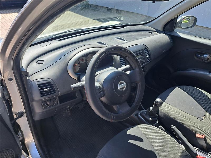 Nissan Micra 1,2 i Visia - fotka 17 z 40