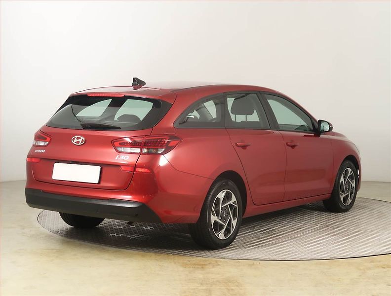 Hyundai i30 (2024) 1.0 T-GDI, Serv.kniha, Navi - fotka 5 z 19