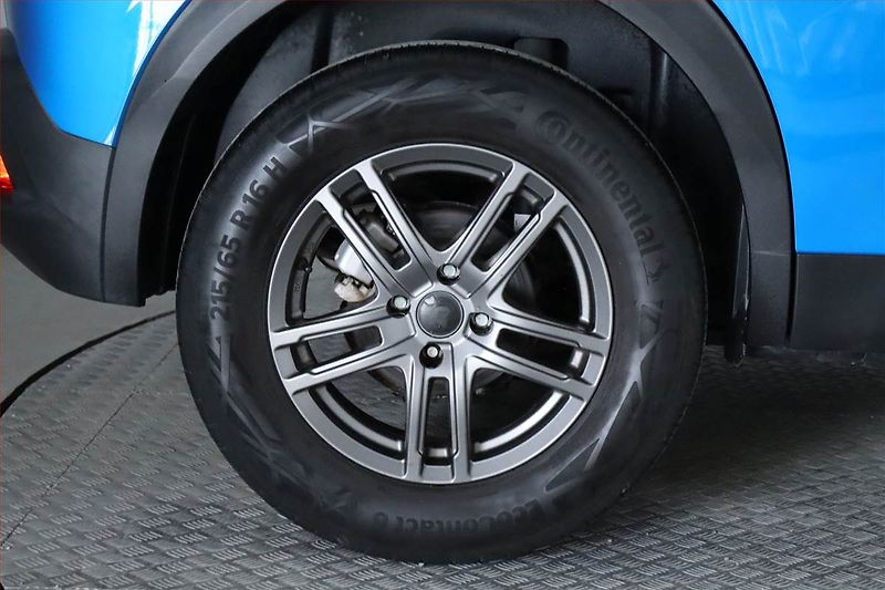 Peugeot 2008 (2020) 1.2 PureTech, Serv.kniha - fotka 15 z 24