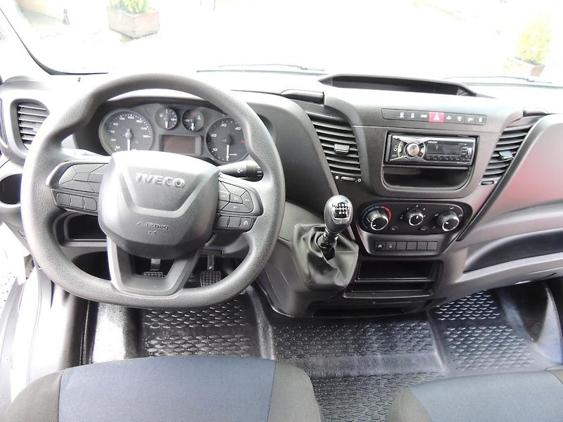 Iveco Daily (2021) 2.3D,35S16,115kw,Maxi,ČR,1maj. - fotka 15 z 31