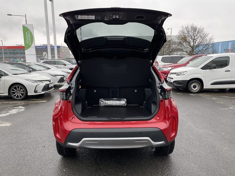 Toyota Yaris Cross 1.5 Hybrid 130k ODBĚR 10/2026 - fotka 5 z 32