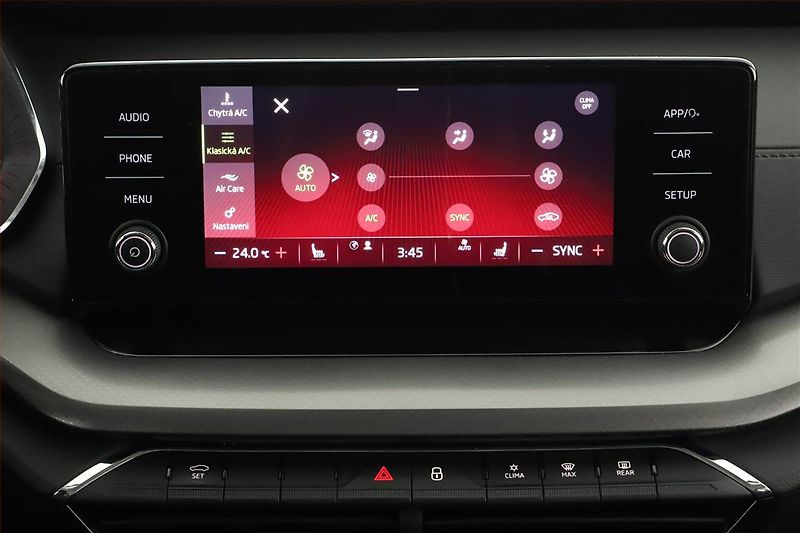 Škoda Octavia (2023) Ambition 2.0 TDI, ČR,1.maj - fotka 12 z 16