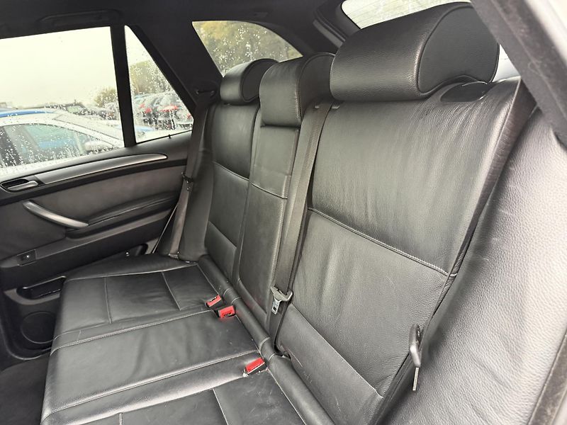 BMW X5 3.0 D 160kW  KŮŽE 4x4 - fotka 12 z 25
