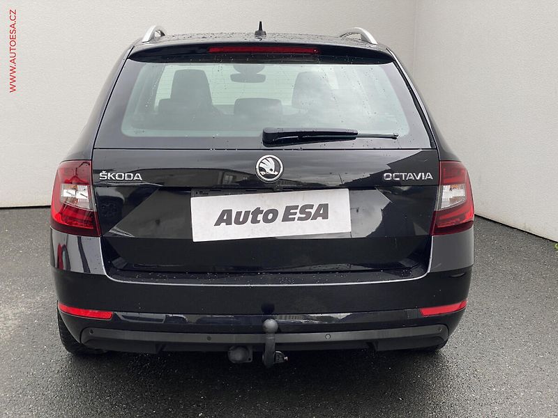 Škoda Octavia (2019) 1.6 TDi, Style, DSG, navi - fotka 5 z 18