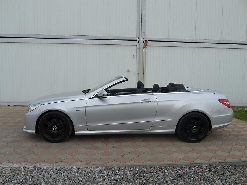 Mercedes-Benz Třídy E E 350 CDI Cabrio - fotka 6 z 30