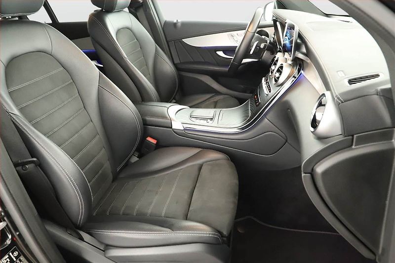 Mercedes-Benz GLC (2022) 300 d 4MATIC, ČR, DPH - fotka 7 z 20