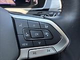 Volkswagen Passat 2,0 KAMERA 360,KEYLESS,VIRTUAL - náhled 17
