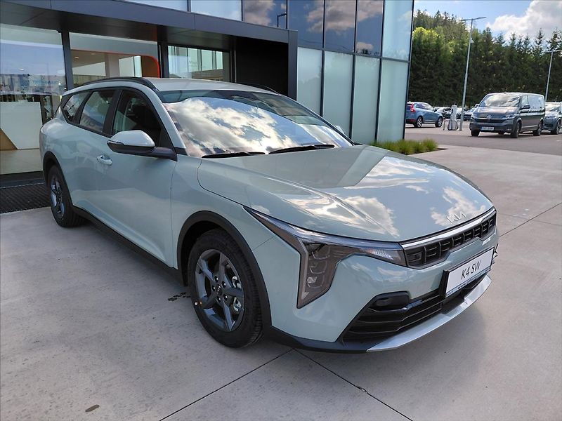 Kia K4 (2026) 1,0   T-GDI SW 7DCT SPIN - fotka 2 z 13