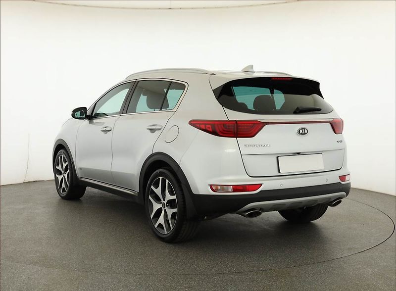 Kia Sportage (2018) GT Line 2.0 CRDi, 4X4 - fotka 4 z 21