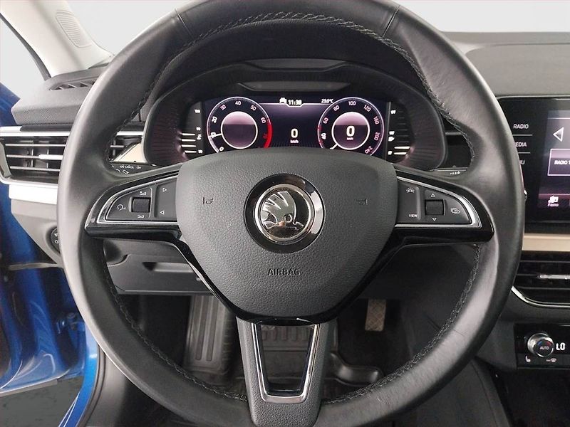 Škoda Kamiq (2020) Ambition 1.0 TSI, Tempomat - fotka 17 z 21