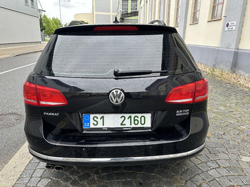 Volkswagen Passat - fotka 6 z 23