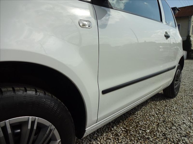 Volkswagen Fox 1,4 TDI 51kW - fotka 13 z 31