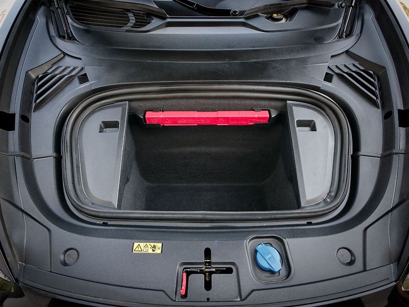 Audi Ostatní GT Laser, B&O, swivelling rear - fotka 11 z 12