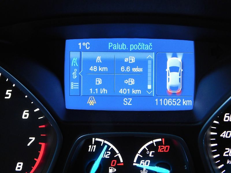 Ford Kuga (2014) 1.6  EB SPORT - fotka 16 z 34