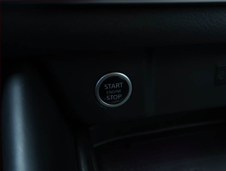 Nissan Qashqai (2025) N-Connecta 1.3 DIG-T MHEV - fotka 18 z 22