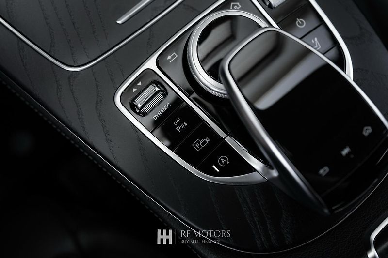 Mercedes-Benz Třídy E (2019) E 200d Kombi 118kW - fotka 38 z 43