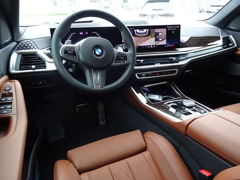 BMW X5 xDrive30d - fotka 4 z 7