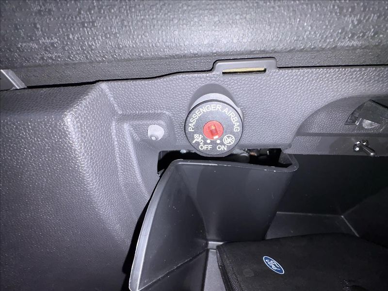 Ford Fiesta 1,2 i 60kW CZ,5Dv,Klima,Výhřev - fotka 16 z 24