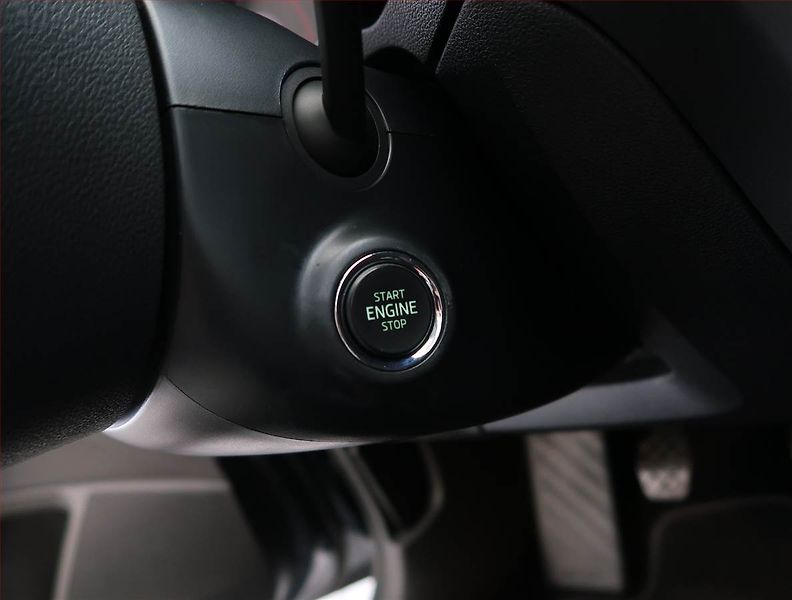 Škoda Octavia (2018) Style 1.6 TDI, Navi, Tempomat - fotka 20 z 24