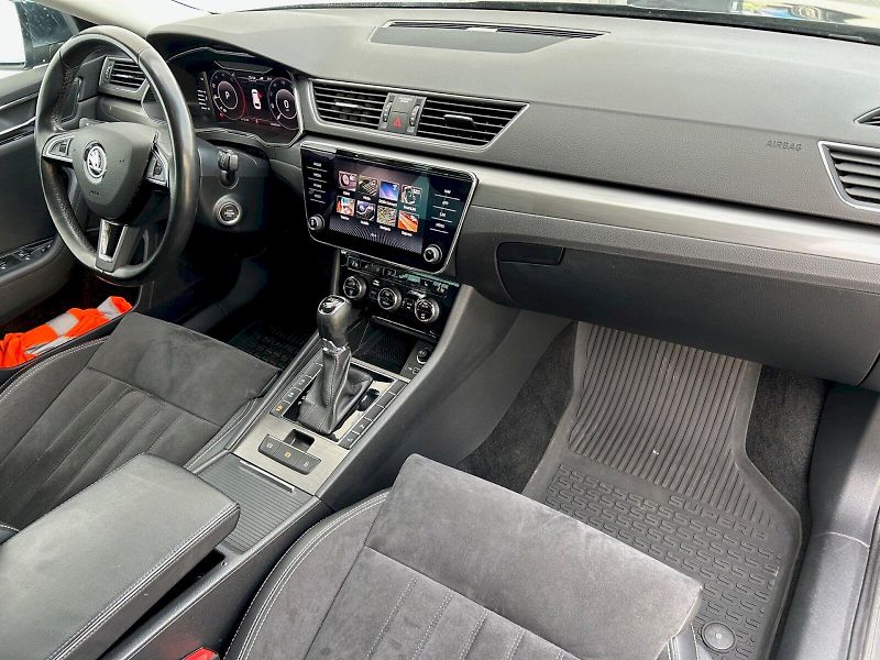 Škoda Superb (2021) Style Plus Extra 2.0 TDI 140 k - fotka 16 z 33