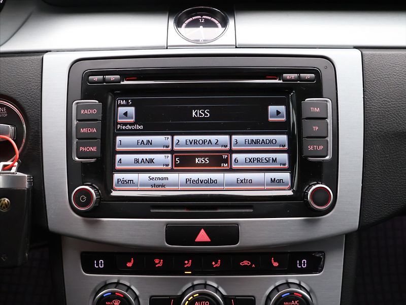 Volkswagen CC 2.0 TDI 103kW Serv.kniha CZ - fotka 17 z 28