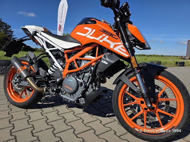 KTM 390 Duke (2019) - fotka 1 z 14