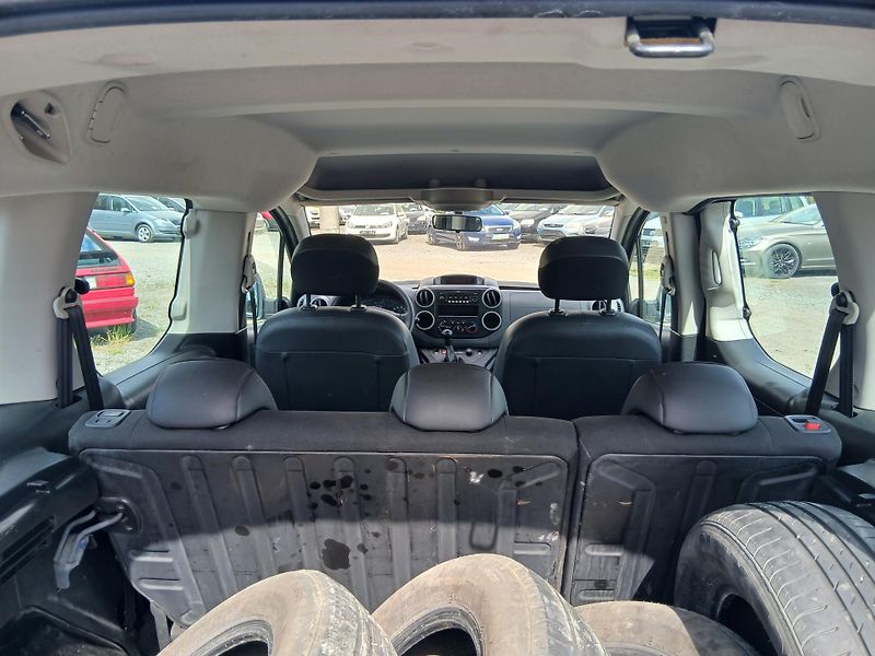 Citroën Berlingo 1.6 , tažné, klima - fotka 25 z 26