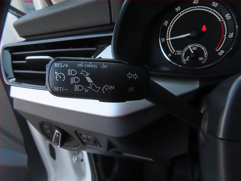 Škoda Scala (2020) Ambition 1.0 TSI, Serv.kniha - fotka 20 z 21