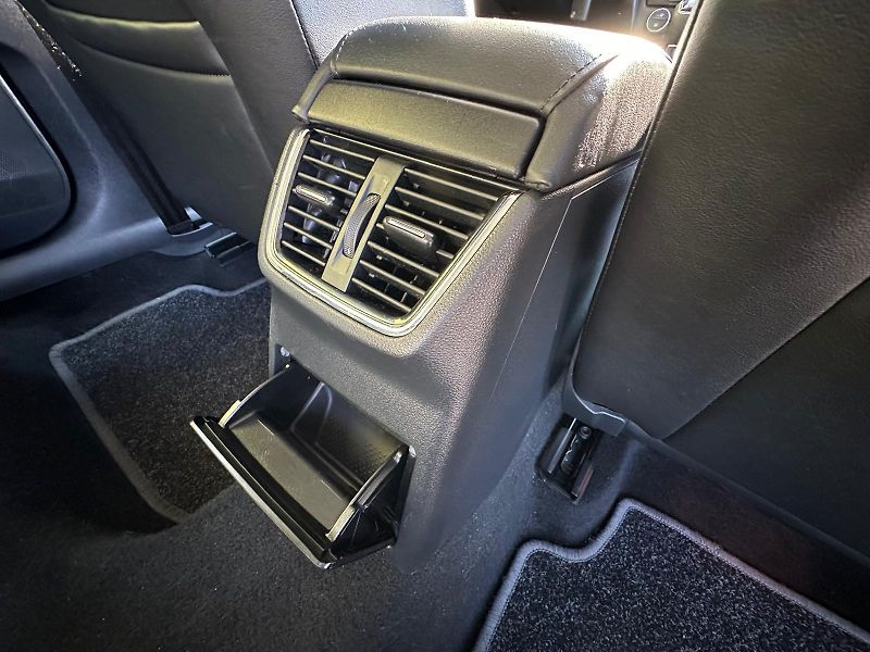 Škoda Octavia (2014) KOMBI 4x4 *1.6TDI/77kW *2.Maj - fotka 26 z 38