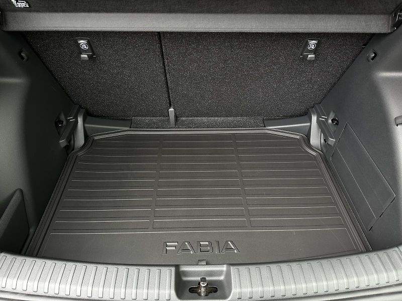 Škoda Fabia 1.0TSi 95PS LED V.Cockpit 2Z.C - fotka 39 z 40