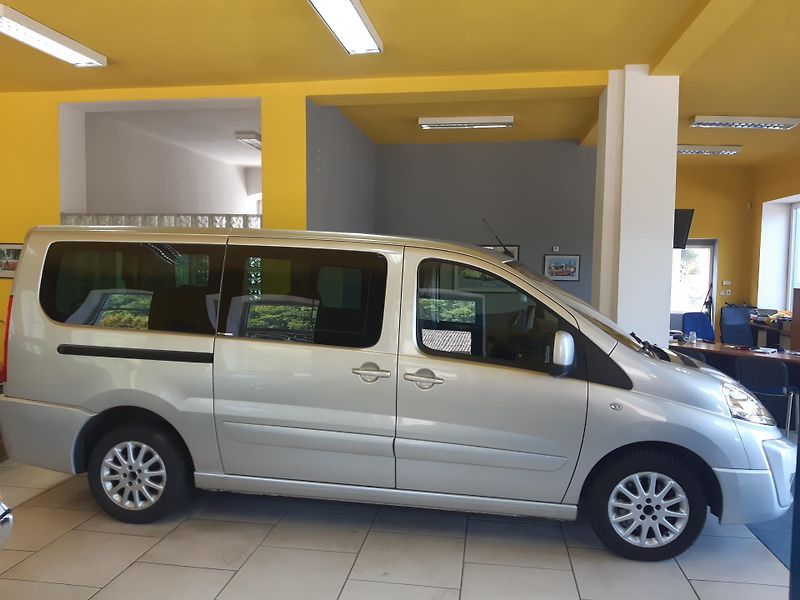 Citroën Jumpy 2.0HDI MULTISPACE 7míst L2 - fotka 7 z 21