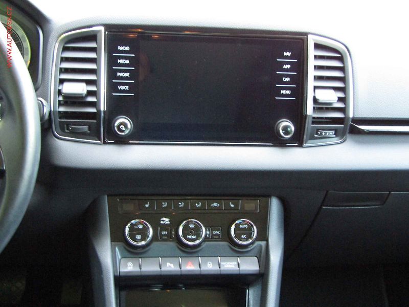 Škoda Karoq (2019) 1.6TDi, ČR, DSG, navi - fotka 14 z 21