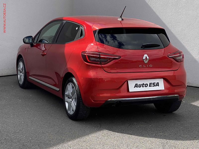Renault Clio (2020) 1.0 TCe, 2.maj,ČR, STK5/28 - fotka 6 z 17