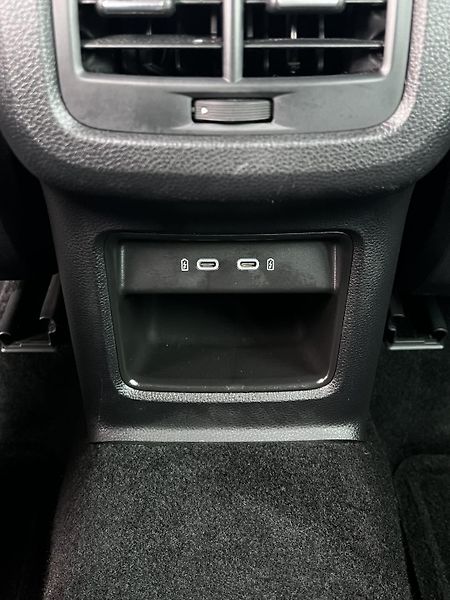 Seat Ateca 1.5TSI DSG FR Webasto DPH - fotka 27 z 30