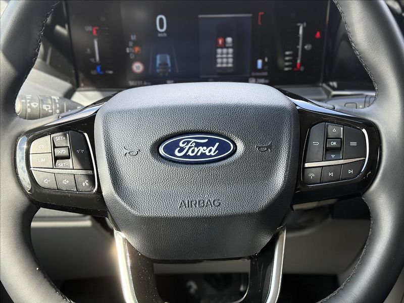 Ford Tourneo Custom 2,0 EcoBlue 125kW Titanium AWD - fotka 19 z 27