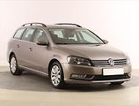 Volkswagen Passat (2011) 1.6 TDI, Navi, Tempomat - náhled 1