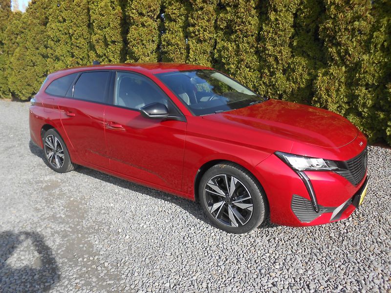 Peugeot 308 allure,led,automat,44tkm - fotka 4 z 41