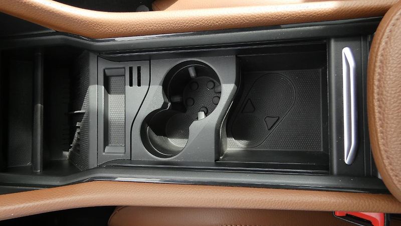 Škoda Kodiaq 2,0 TDi Selection 142 kW 4x4 D - fotka 19 z 31