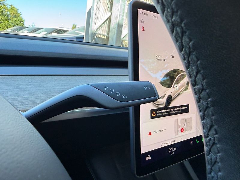 Tesla Model 3 Performance 82 kWh - fotka 31 z 37