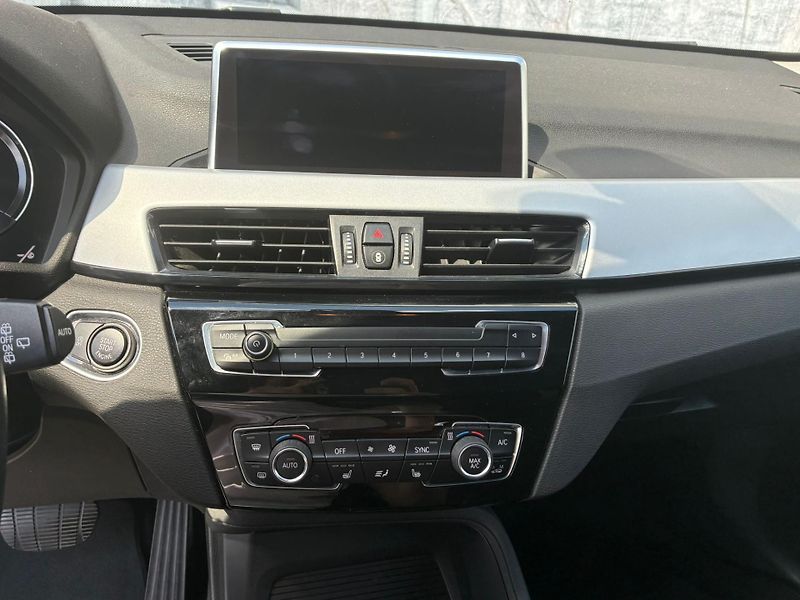 BMW X1 (2019) xDrive 25i, 170KW - fotka 14 z 26